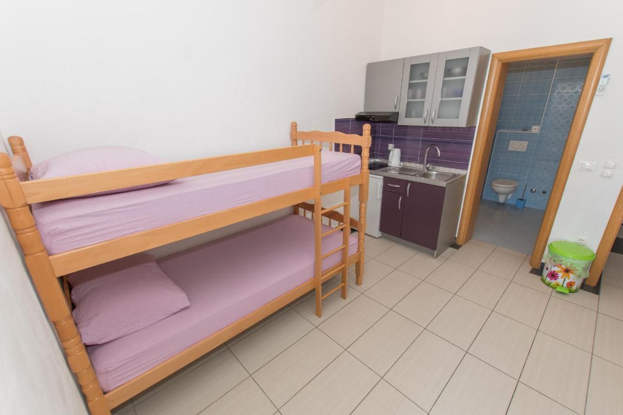 Studio Apartments Zloic In クラヴィツァ エクステリア 写真