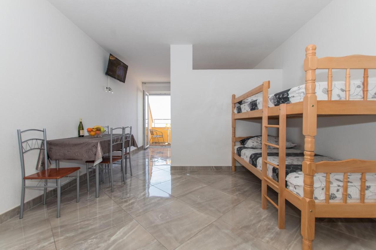 Studio Apartments Zloic In クラヴィツァ エクステリア 写真