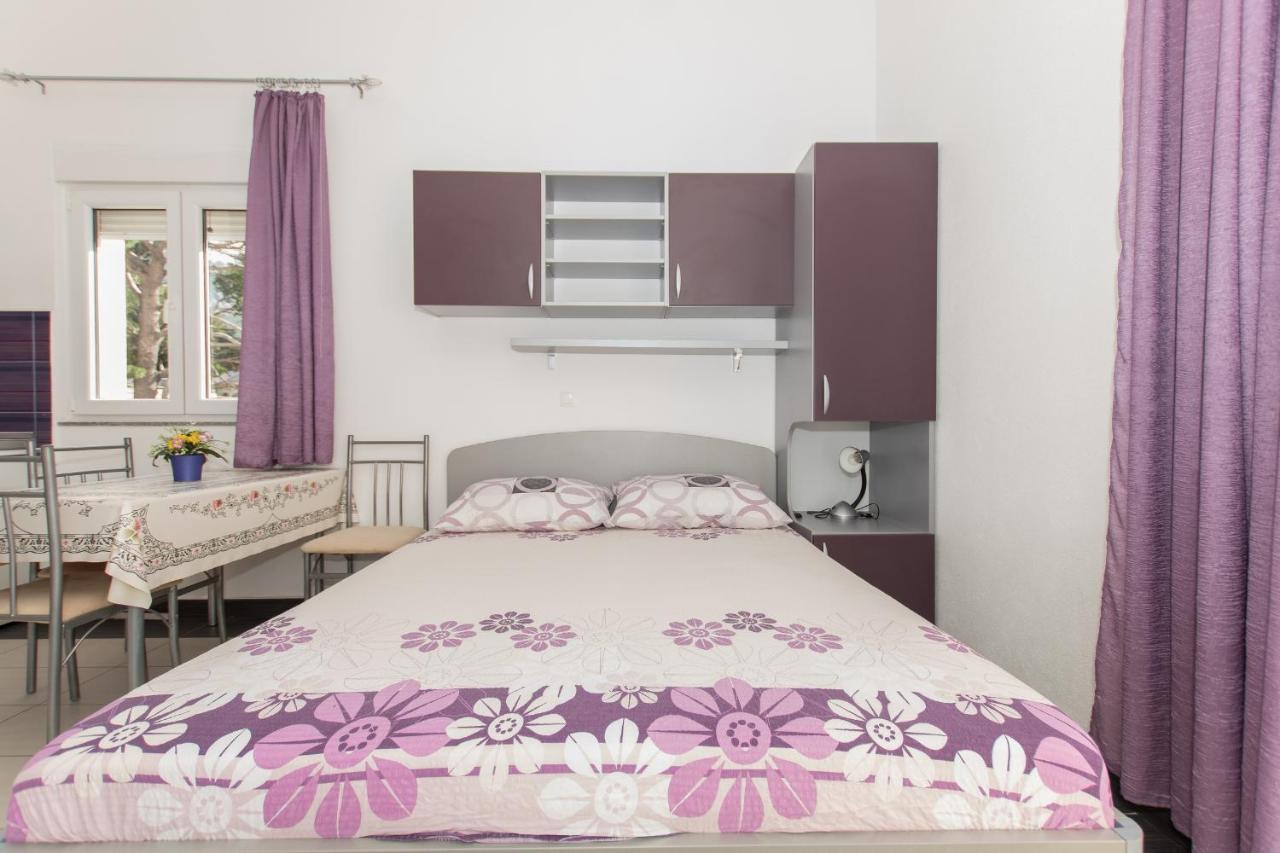 Studio Apartments Zloic In クラヴィツァ エクステリア 写真