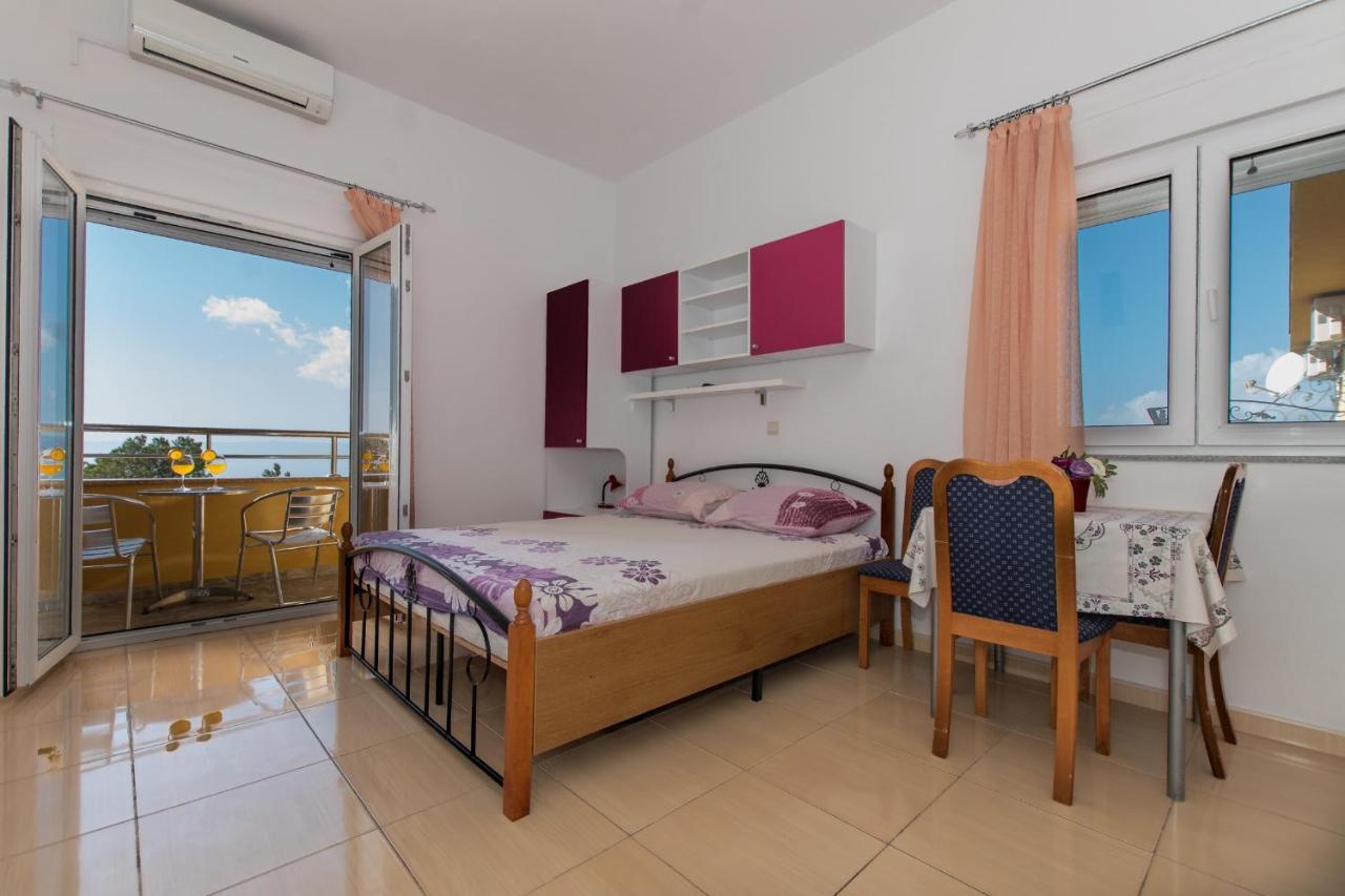 Studio Apartments Zloic In クラヴィツァ エクステリア 写真