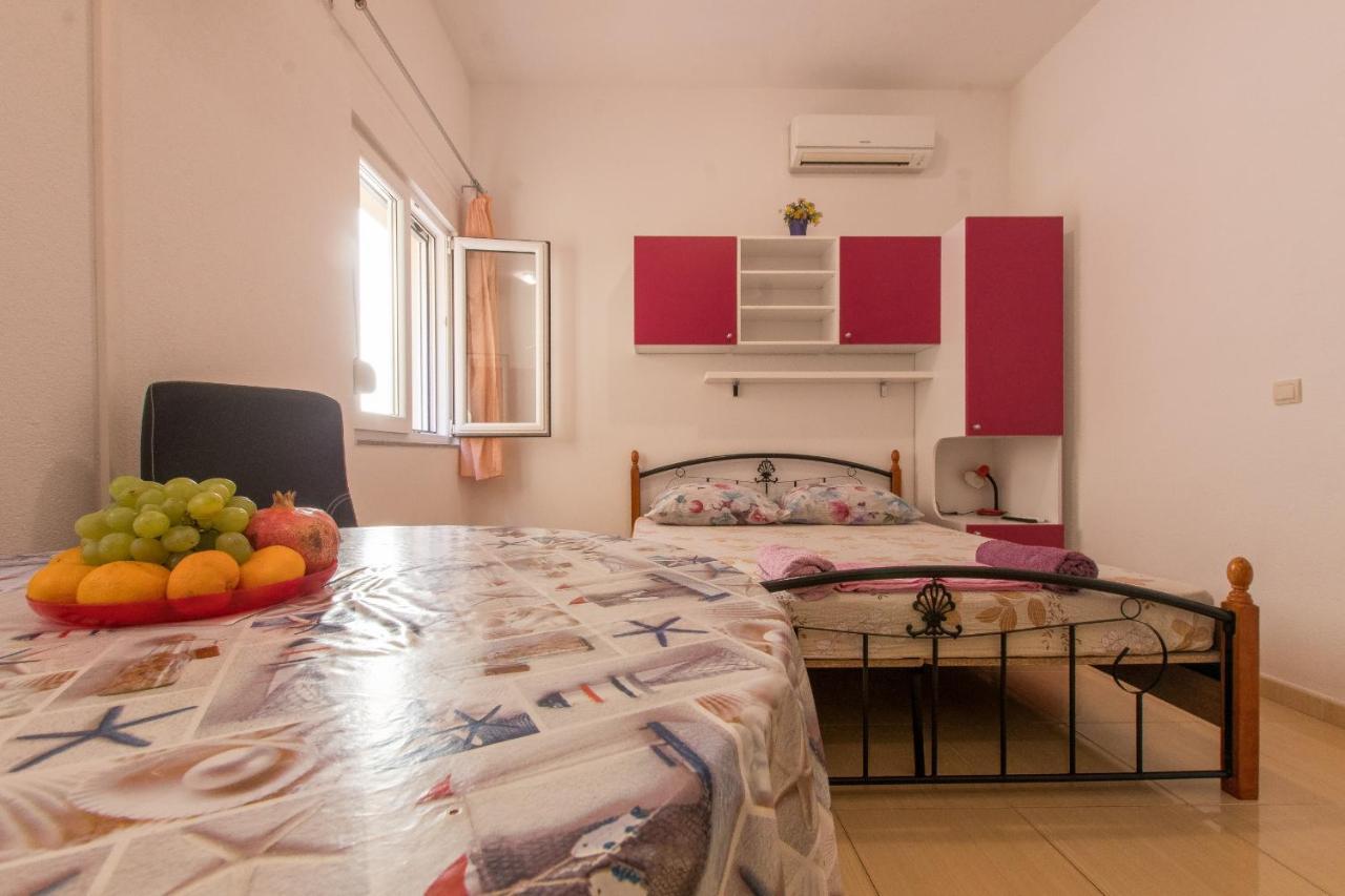 Studio Apartments Zloic In クラヴィツァ エクステリア 写真